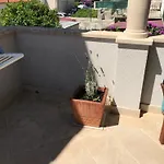 Lenesta Bol