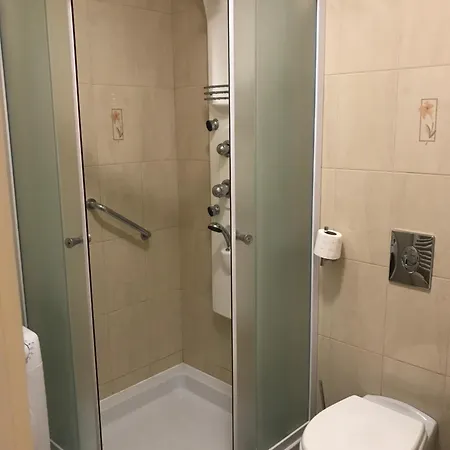 Lenesta Apartment
