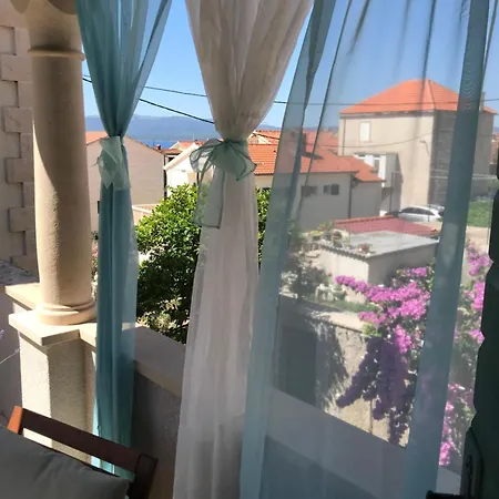 Lenesta Apartment *