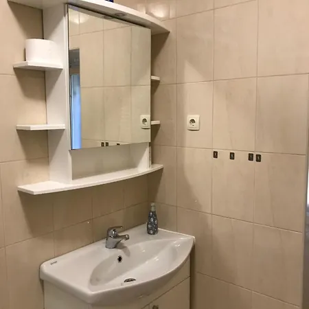 Apartament Lenesta